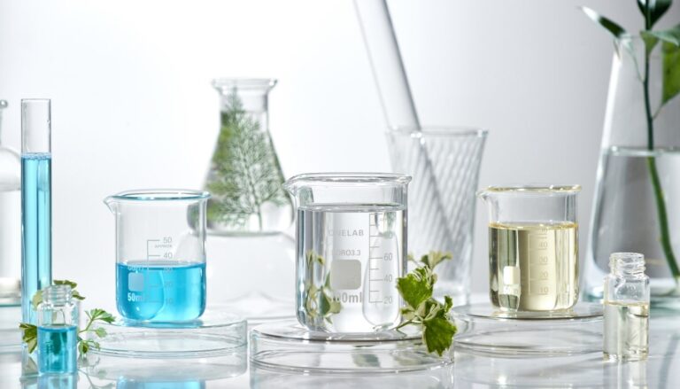 Mua nguyên liệu mỹ phẩm ở đâu uy tín chất lượng?