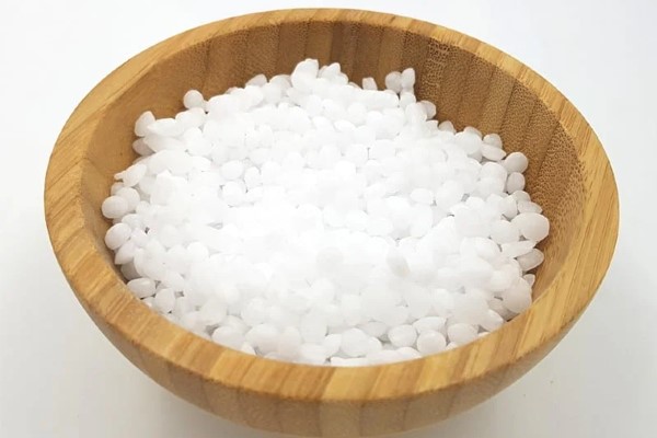 Cetyl Alcohol nguyên liệu mỹ phẩm: vai trò và ứng dụng
