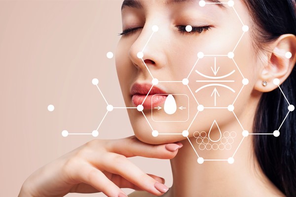 Retinol nguyên liệu mỹ phẩm: Công dụng, ưu điểm và ứng dụng 1